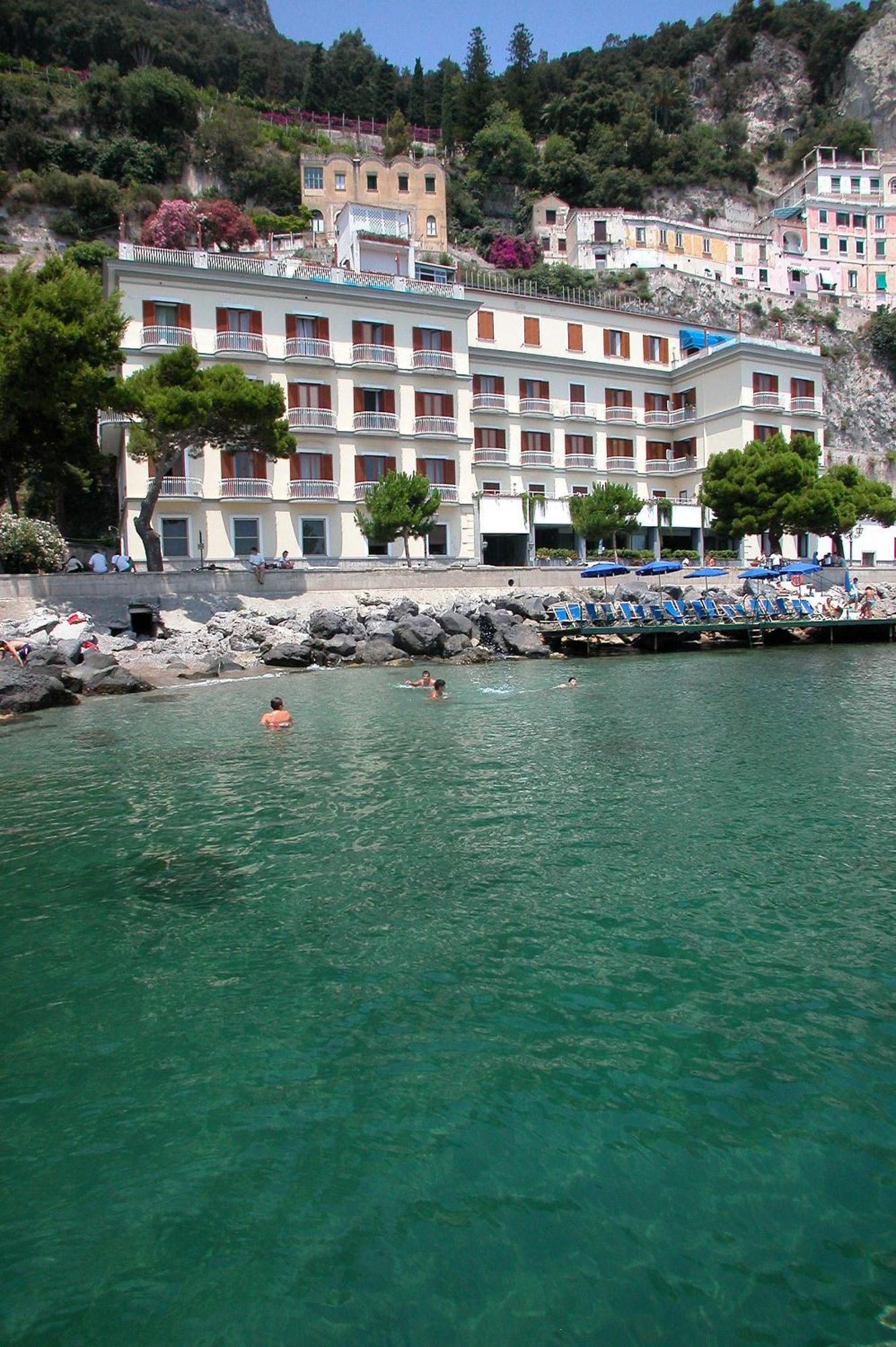 Hotel La Bussola Amalfi Exterior foto